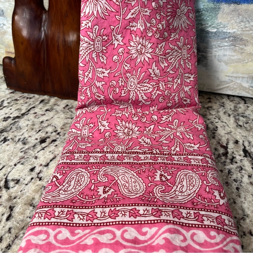 Large Cotton Paisley Scarf - Picture 3 of 9